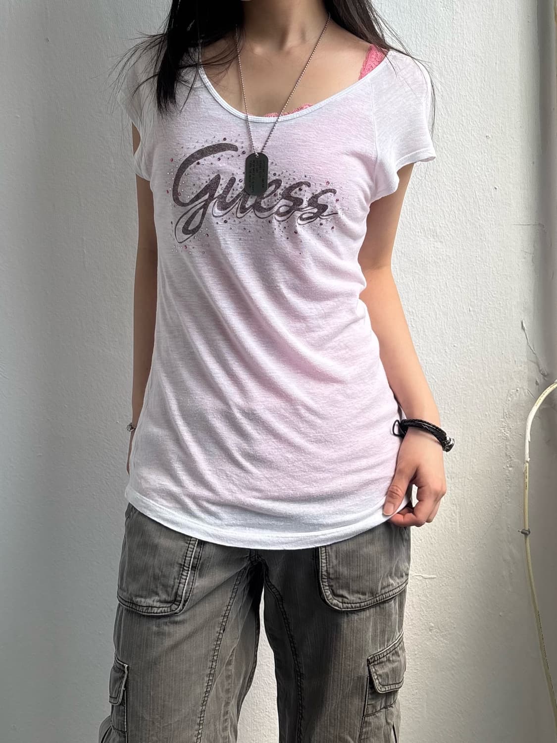 Guess Cubic White T-shirt 상품이미지6