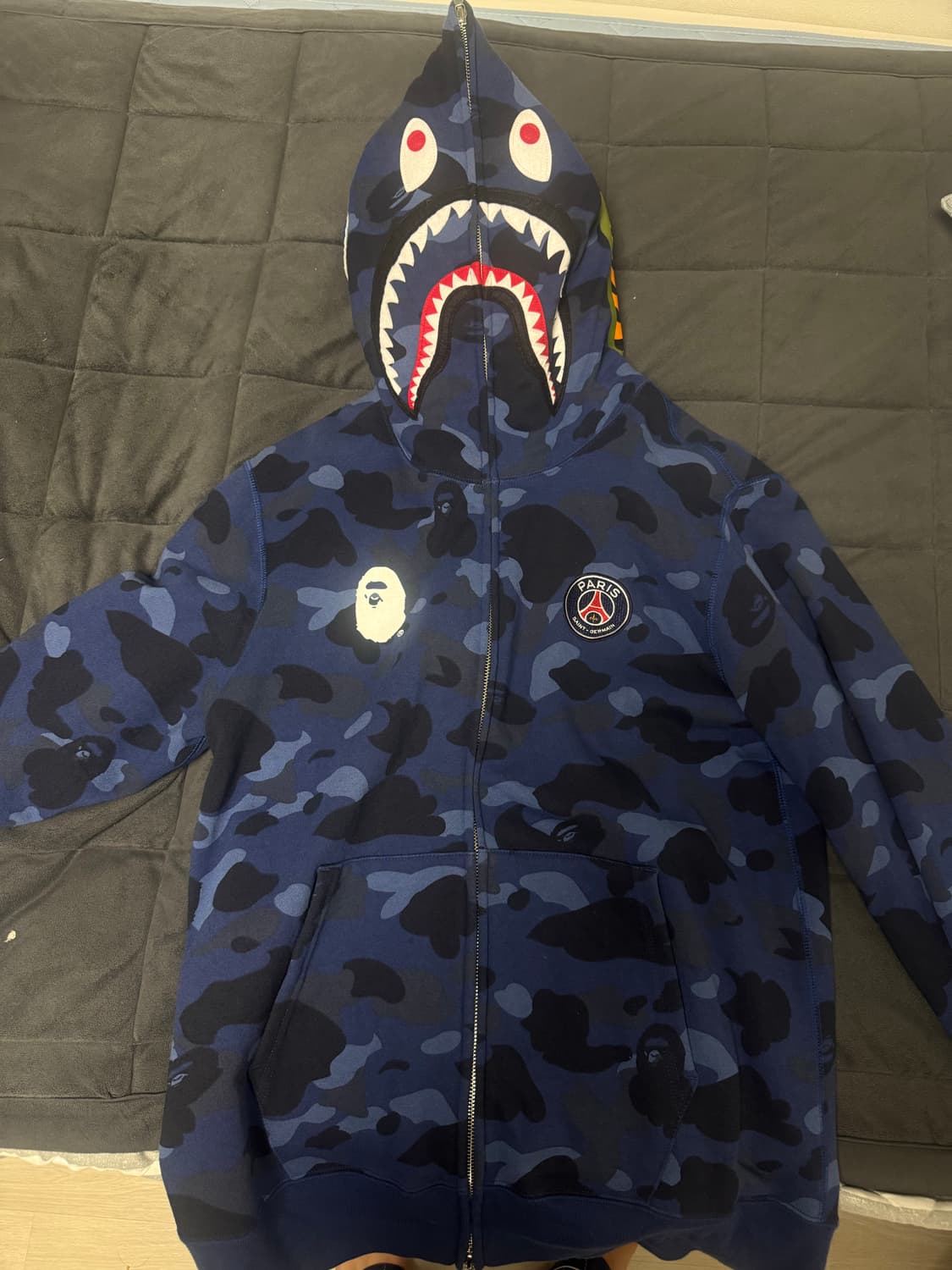 베이프 파리 생 제르망 콜라보 상품이미지1