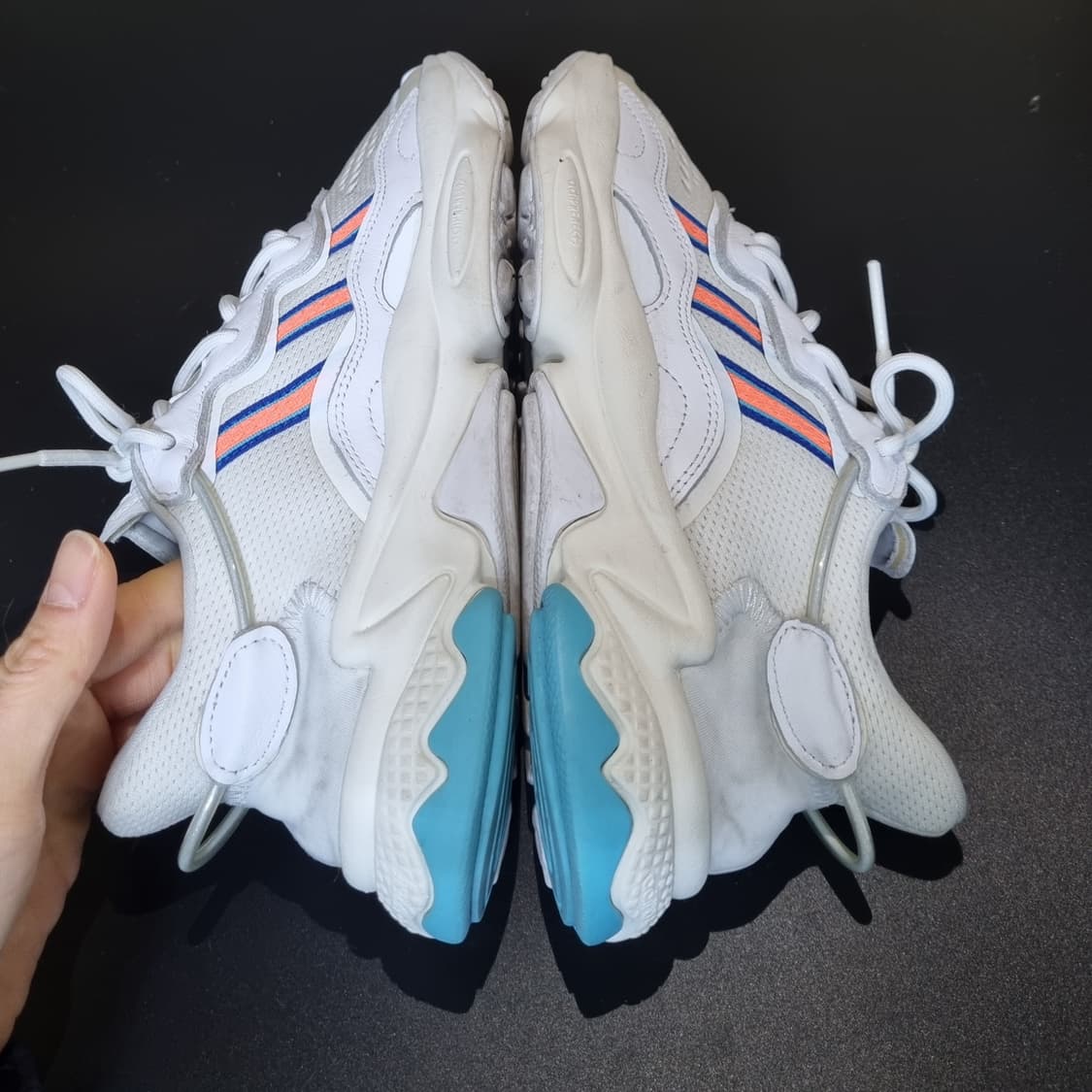 아디다스 오즈위고 여성운동화240  상품이미지5