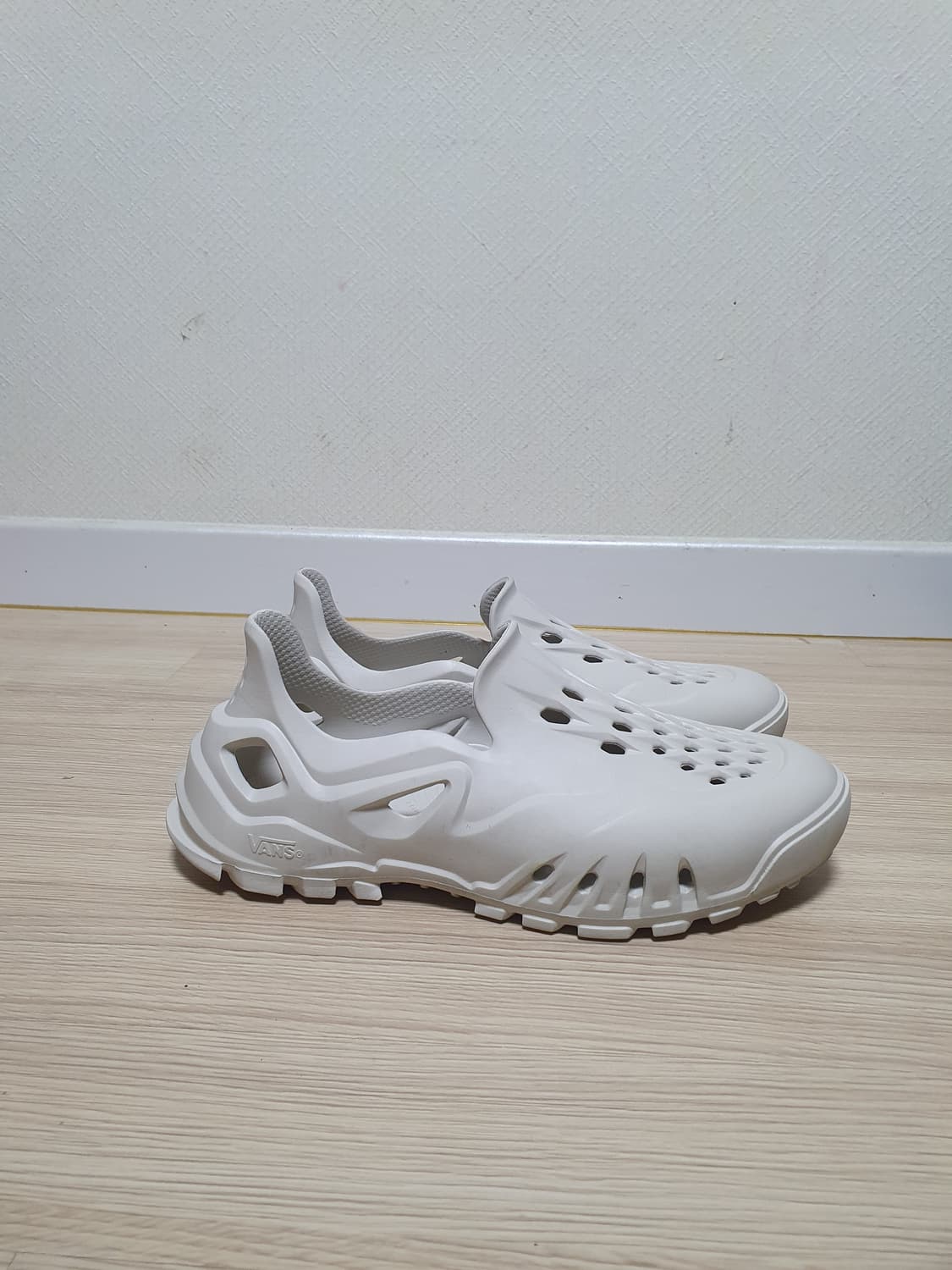 반스 아마존 파쿠 샌들 285 상품이미지1