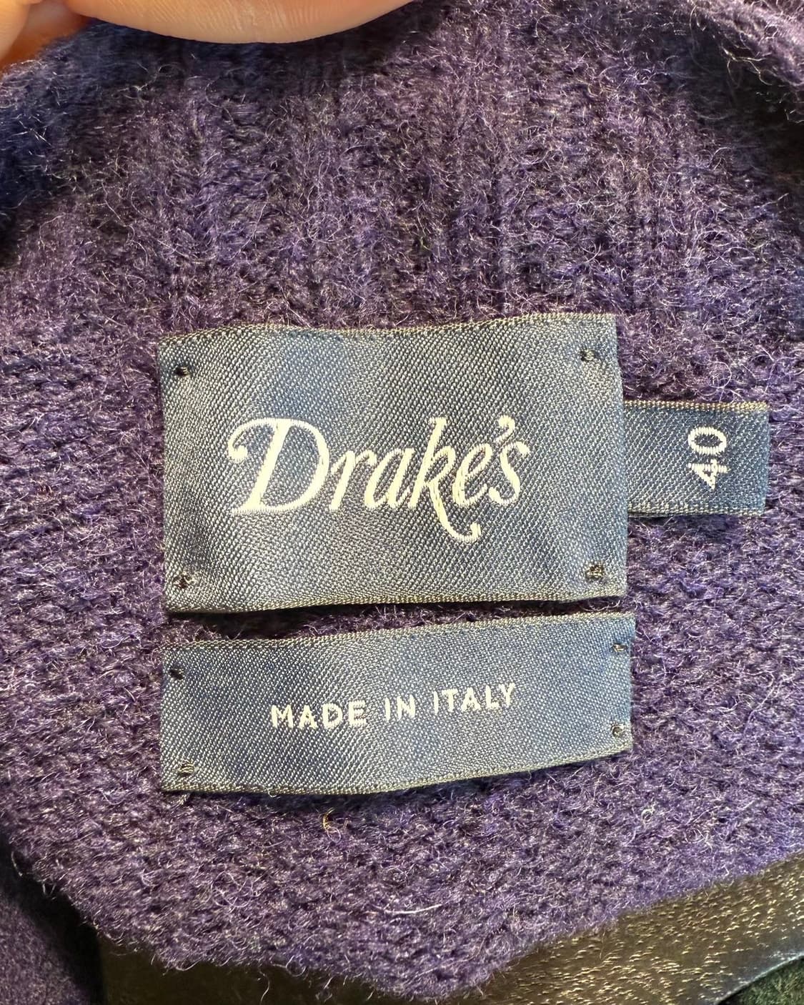 드레익스 네이비 스트라이프 라나버진울 니트  상품이미지8