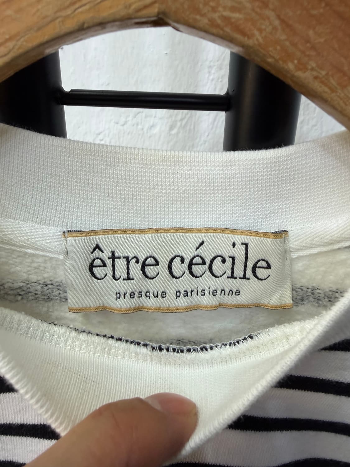 정품) 에뜨르 세실 스트라이프 패턴 맨투맨 S 상품이미지5