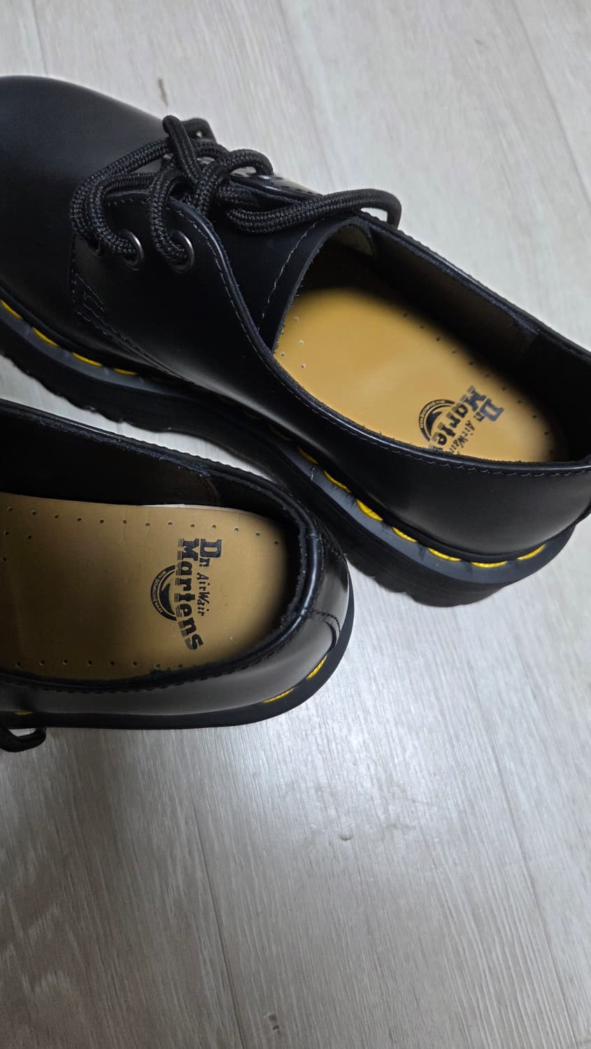 새상품 닥터마틴 1461 쿼드 블랙 240mm 상품이미지5