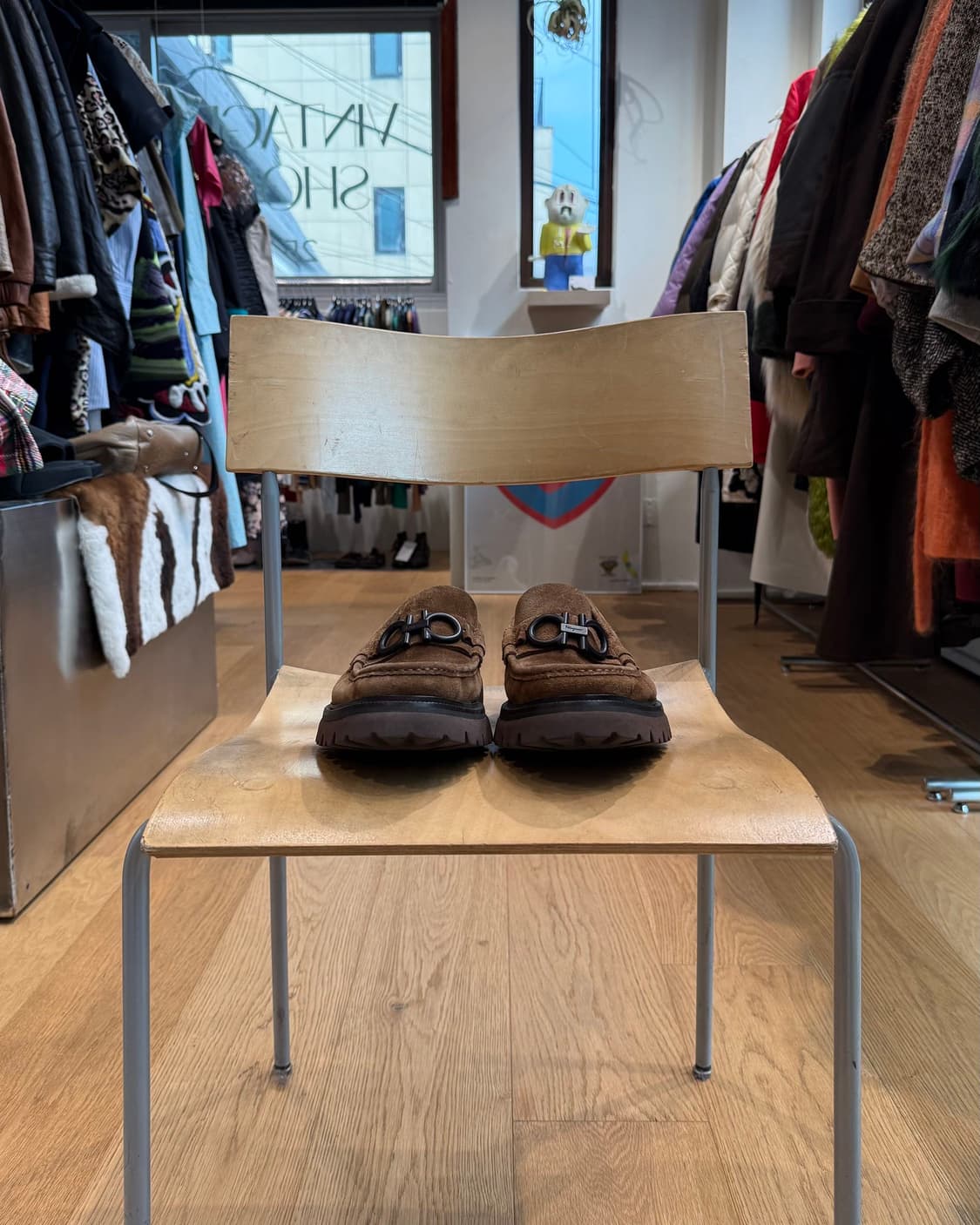 페라가모 브라운 코쿤 스웨이드 로퍼  상품이미지3