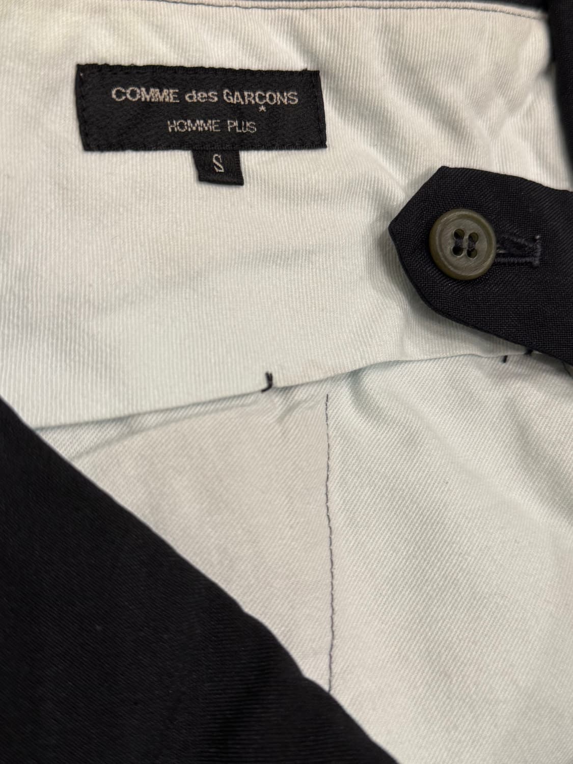꼼데가르송 옴므 플러스 18ss 사이드 버클 레이어드 하프팬츠 상품이미지5
