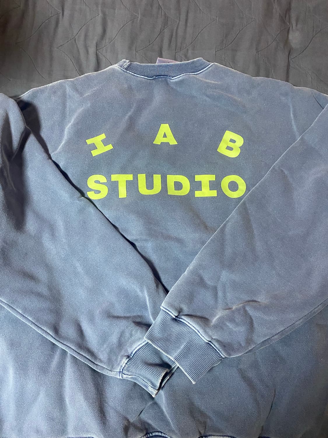 아이앱 스튜디오 피그먼트 맨투맨 L사이즈 상품이미지4