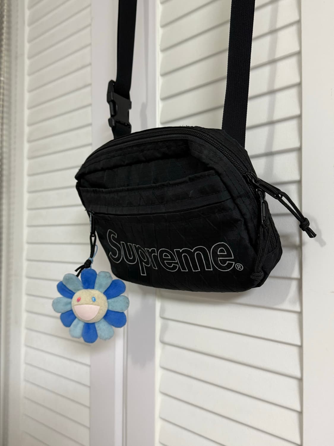 슈프림 18FW 숄더백 상품이미지1