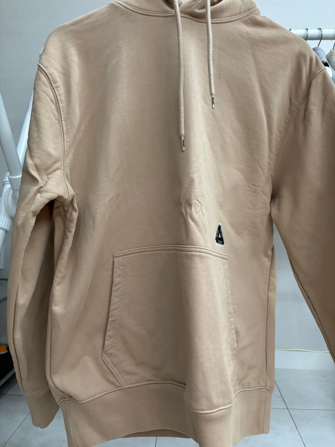 팔라스 후드티 상품이미지1