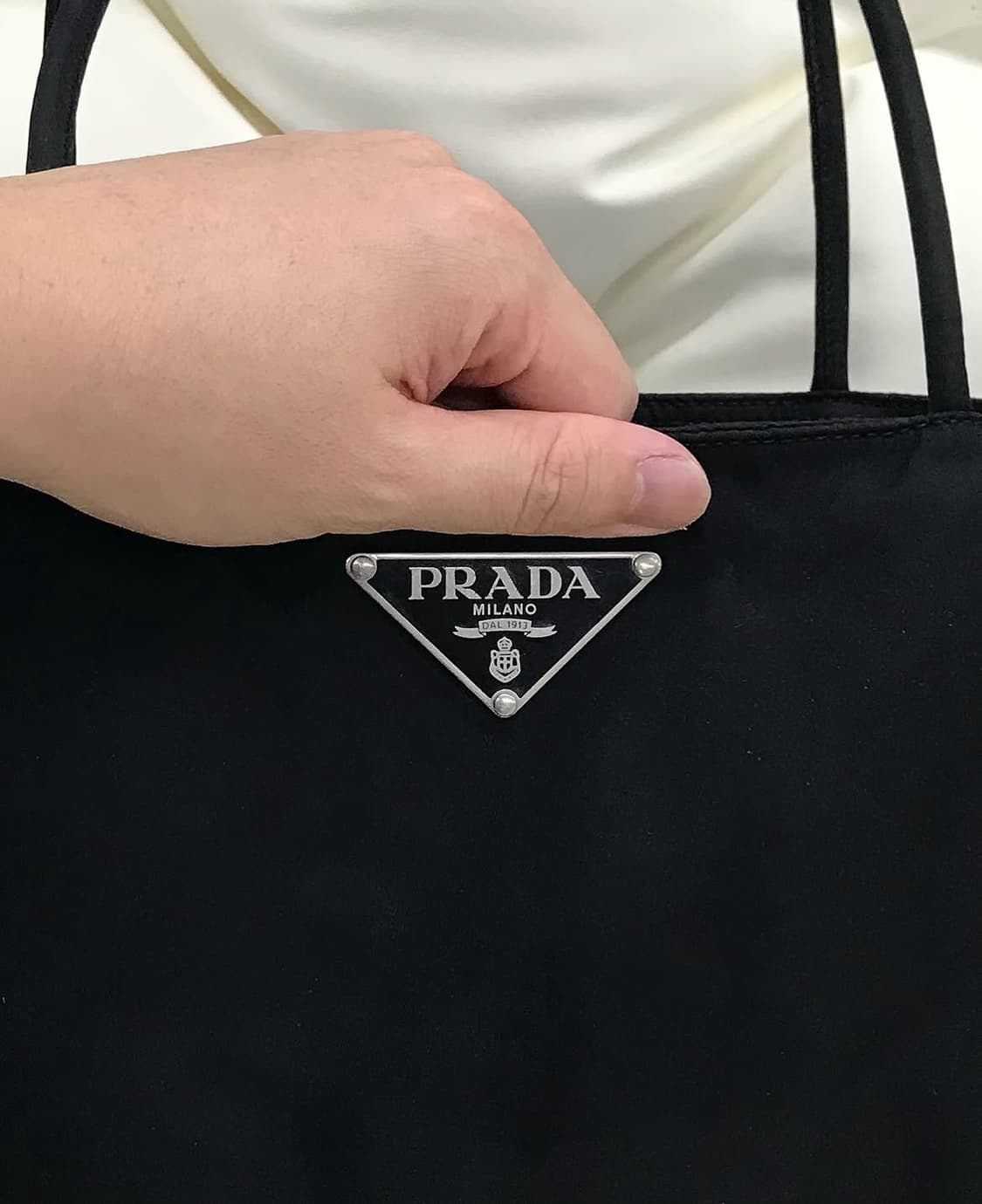 프라다 빅 삼각로고 숄더백 가방 상품이미지2