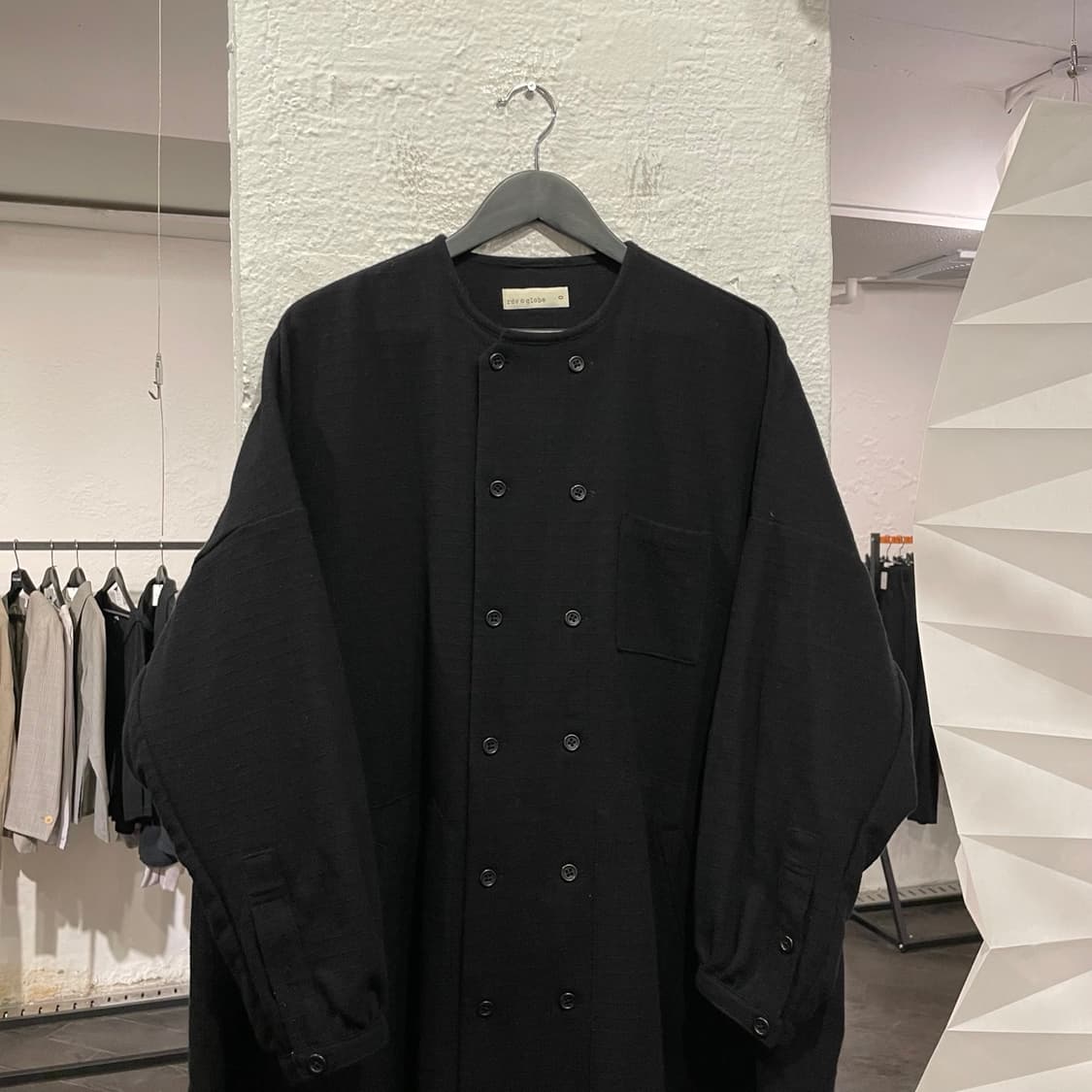 랑데뷰 오 글로브 버튼 디테일 울 코트 상품이미지2