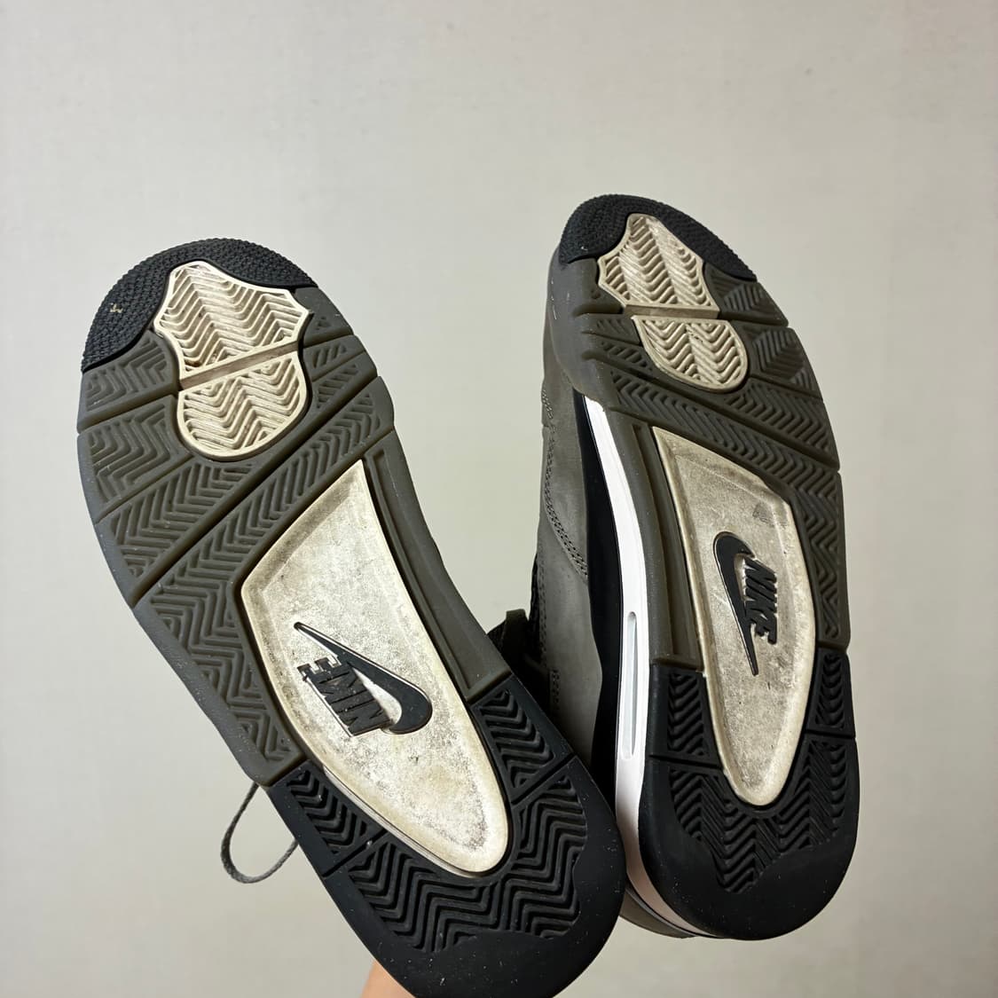 [260]나이키 에어조던4 케이브스톤 상품이미지6