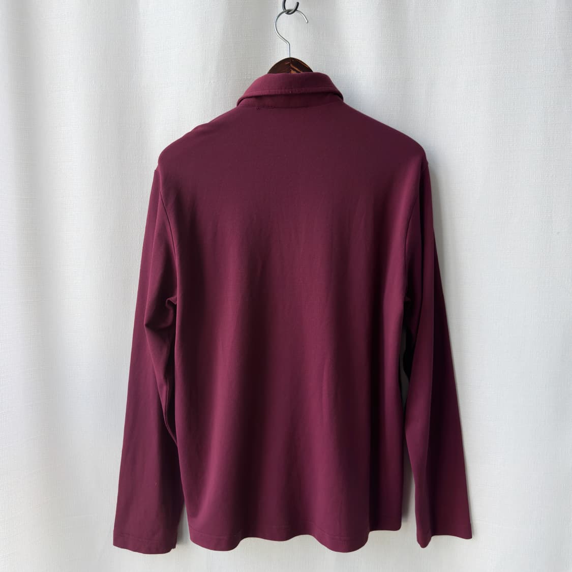 베르사체 클래식 V2 로고 자수 금장 버튼 셔츠 버건디 상품이미지8