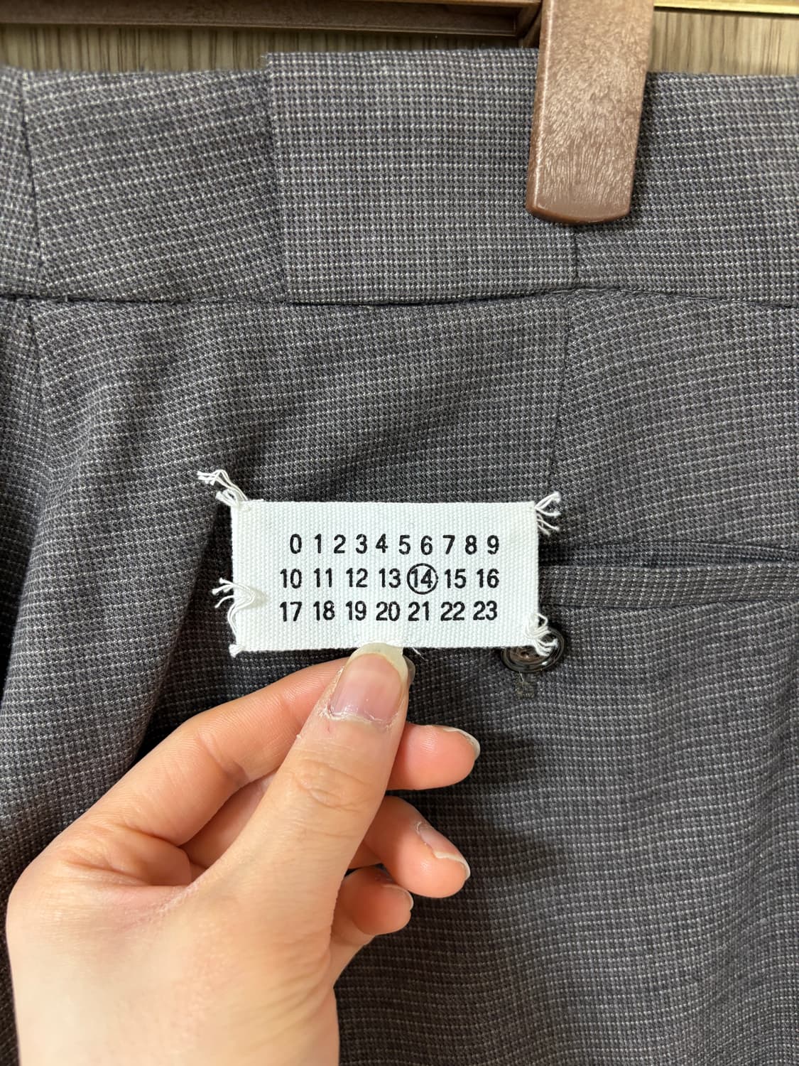 Maison Margiela. Wool straight pants 상품이미지4