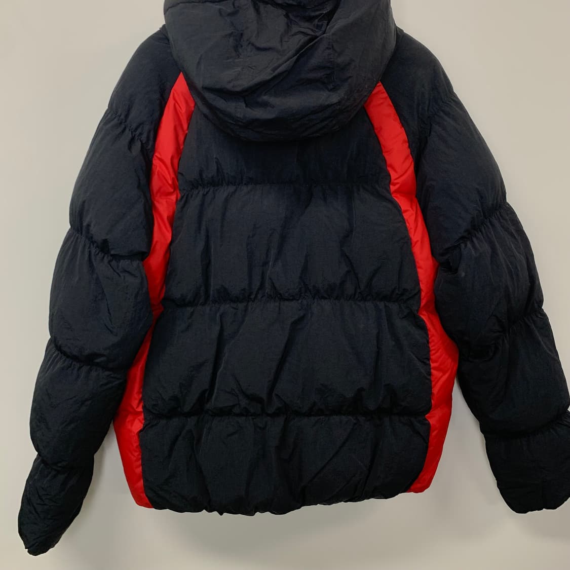 조던 에센셜 나일론 푸퍼 다운 패딩 자켓 상품이미지3