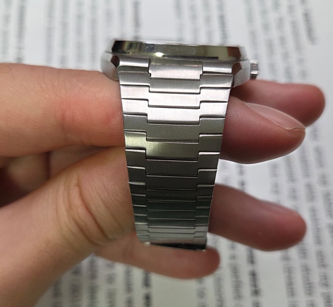 빈티지 부로바 테레비 데이데이트 투톤 레드버건디 뻐뻐시 브슬 ver.
 상품이미지7