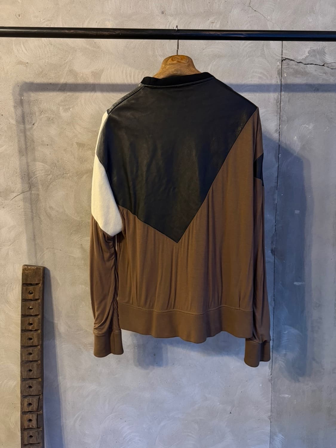 닐바렛 아방가르드 맨투맨 100~105 상품이미지8