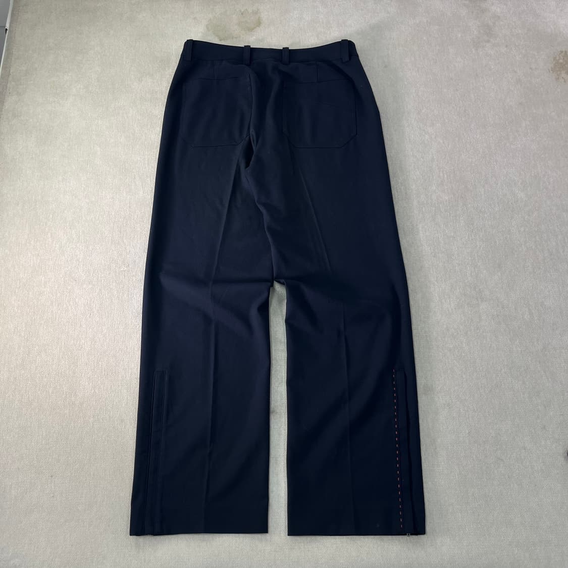32 아더에러 투턱 네이비 치노팬츠 상품이미지2