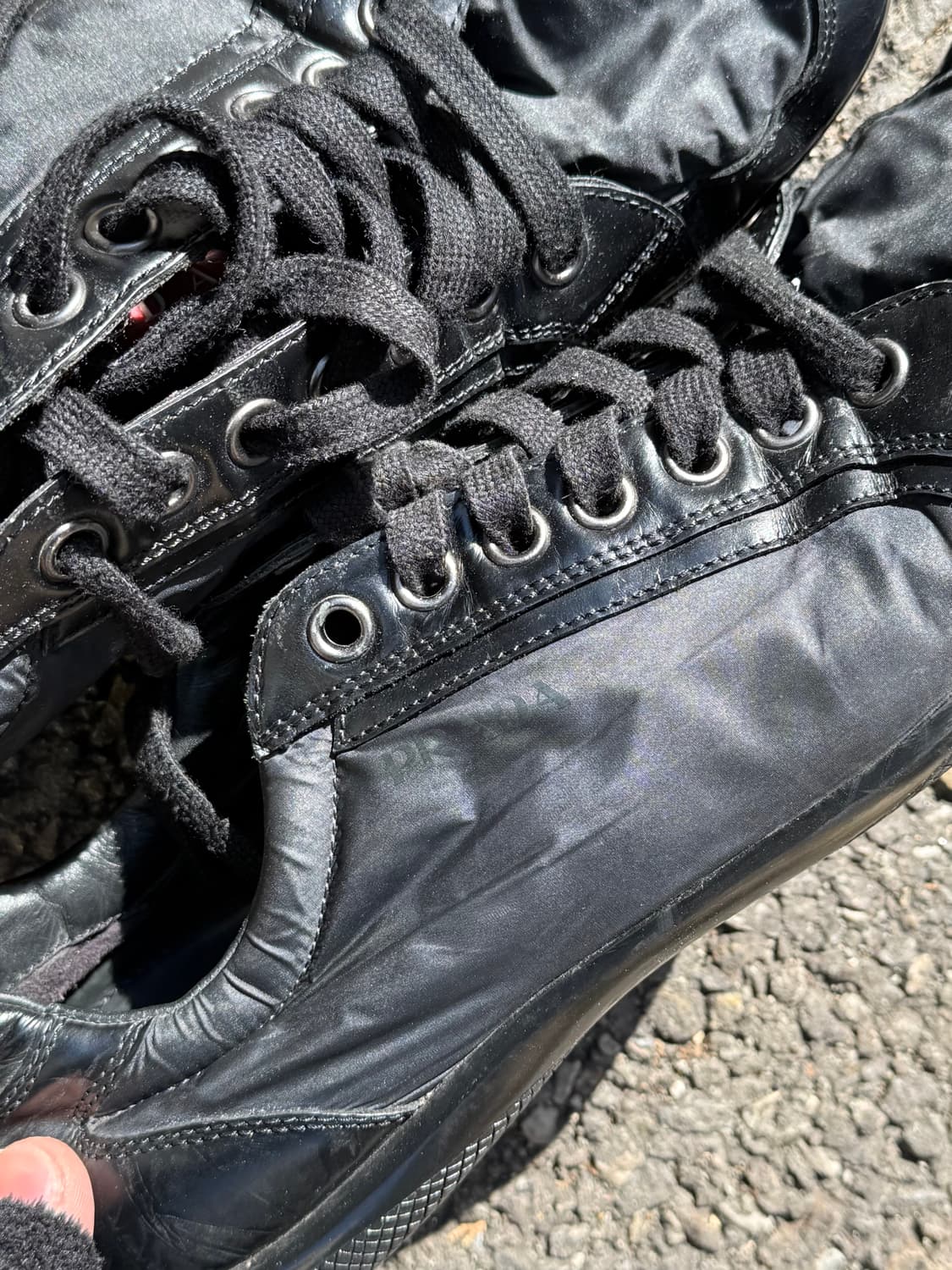 프라다 스포츠 레더 나일론 스니커즈  상품이미지3