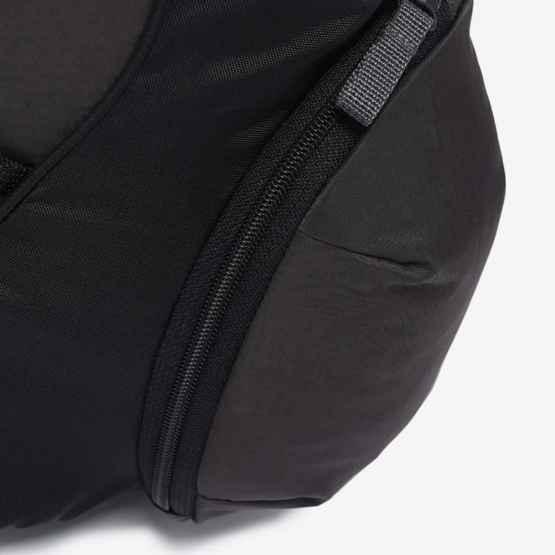 나이스고스트 클럽 미니 백팩 블랙 상품이미지8