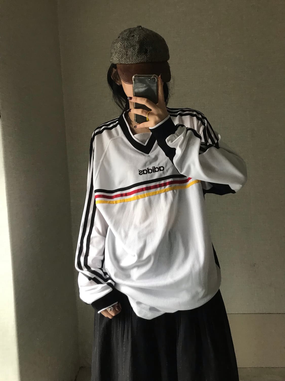 아디다스 90s 올드스쿨 오버핏 롱슬리브 상품이미지2