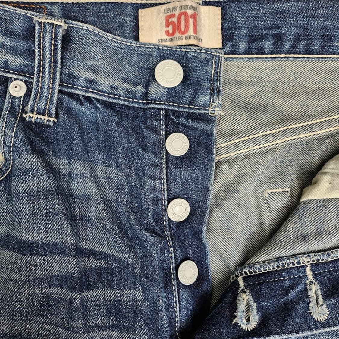 LEVI'S 501 스트레이트핏 워싱데님 팬츠 상품이미지3