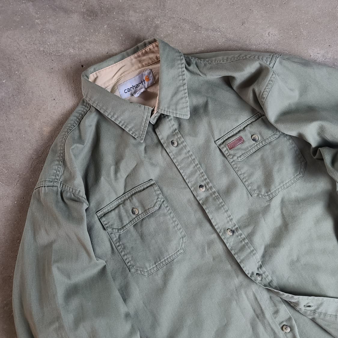 칼하트 워크셔츠 상품이미지2