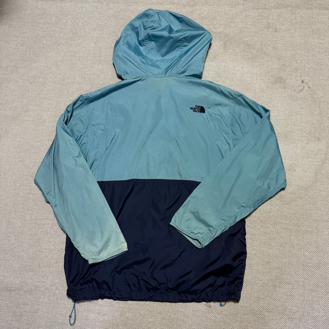 노스페이스 경량 바람막이 상품이미지5