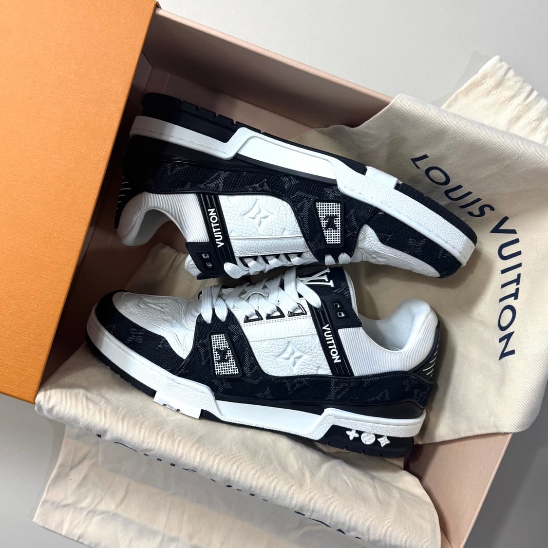 [7/당일출고]루이비통 LV 트레이너 스니커즈 상품이미지2