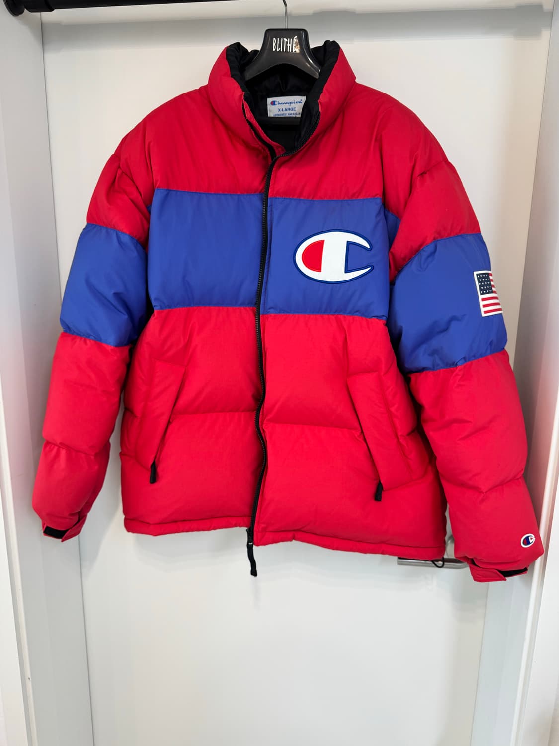 챔피온 빅로고 패딩 XL 상품이미지1