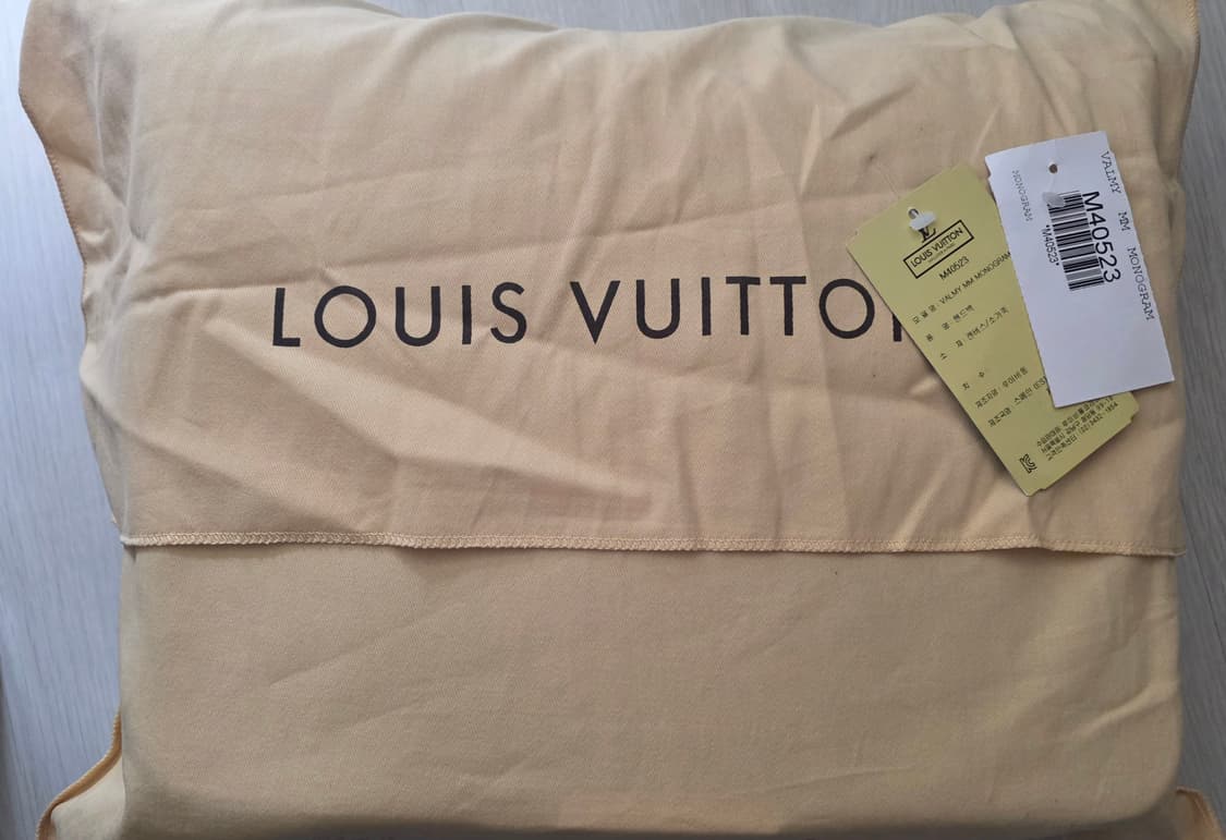 루이비통 발미 MM 모노그램 크로스백 상품이미지10