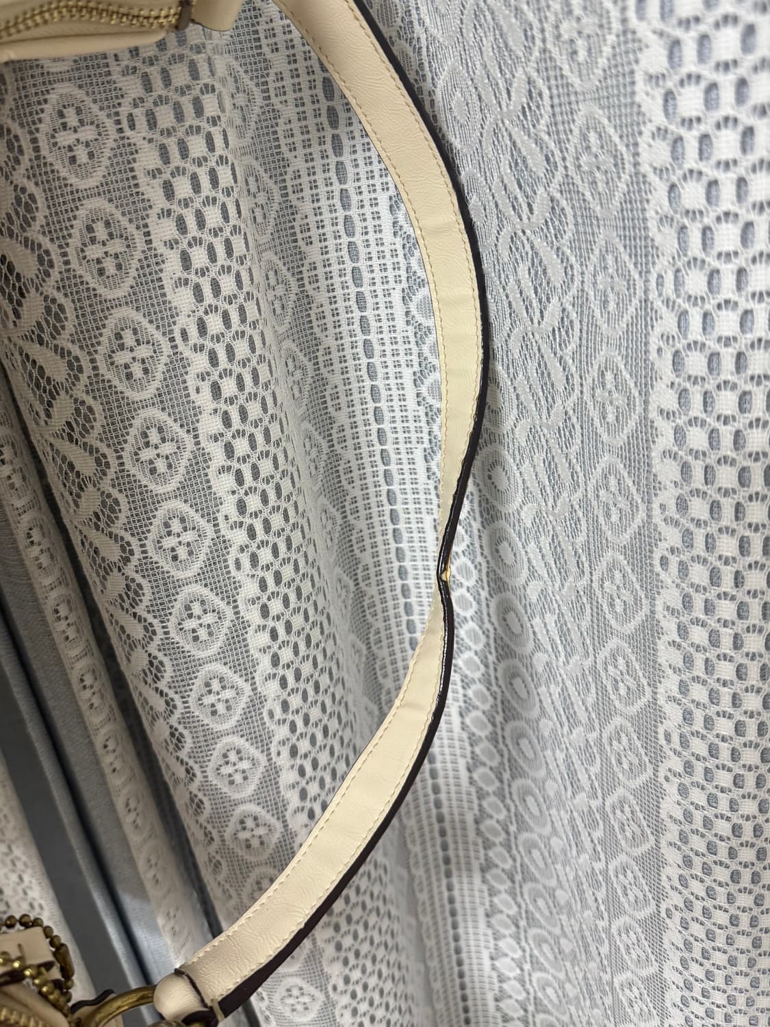 코치 갸루 숄더백 상품이미지4