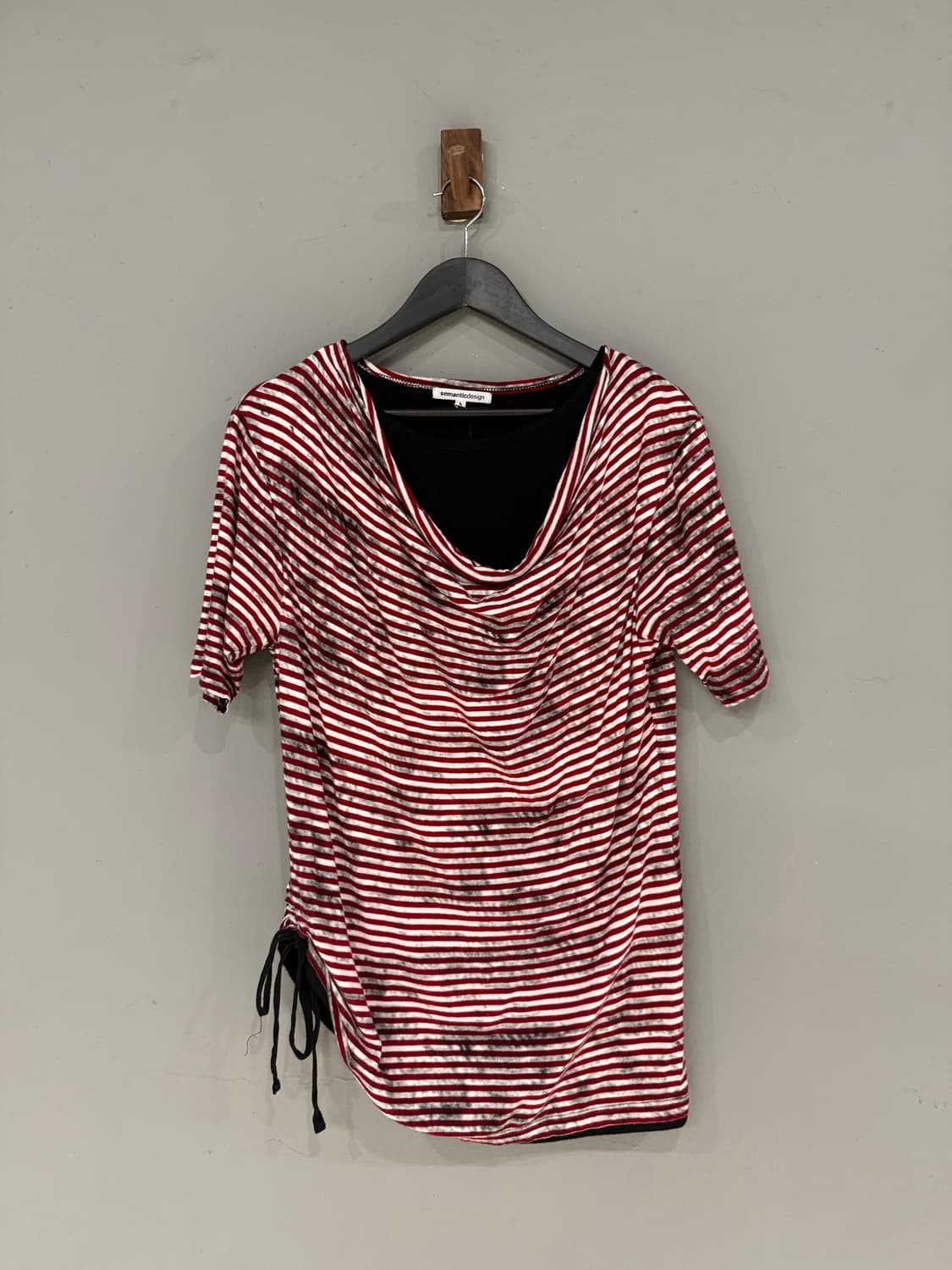 semantic design distressed shirring top 상품이미지5