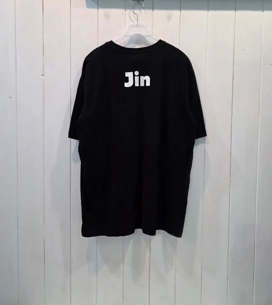 BTS jin 캐릭터 반팔티 상품이미지2
