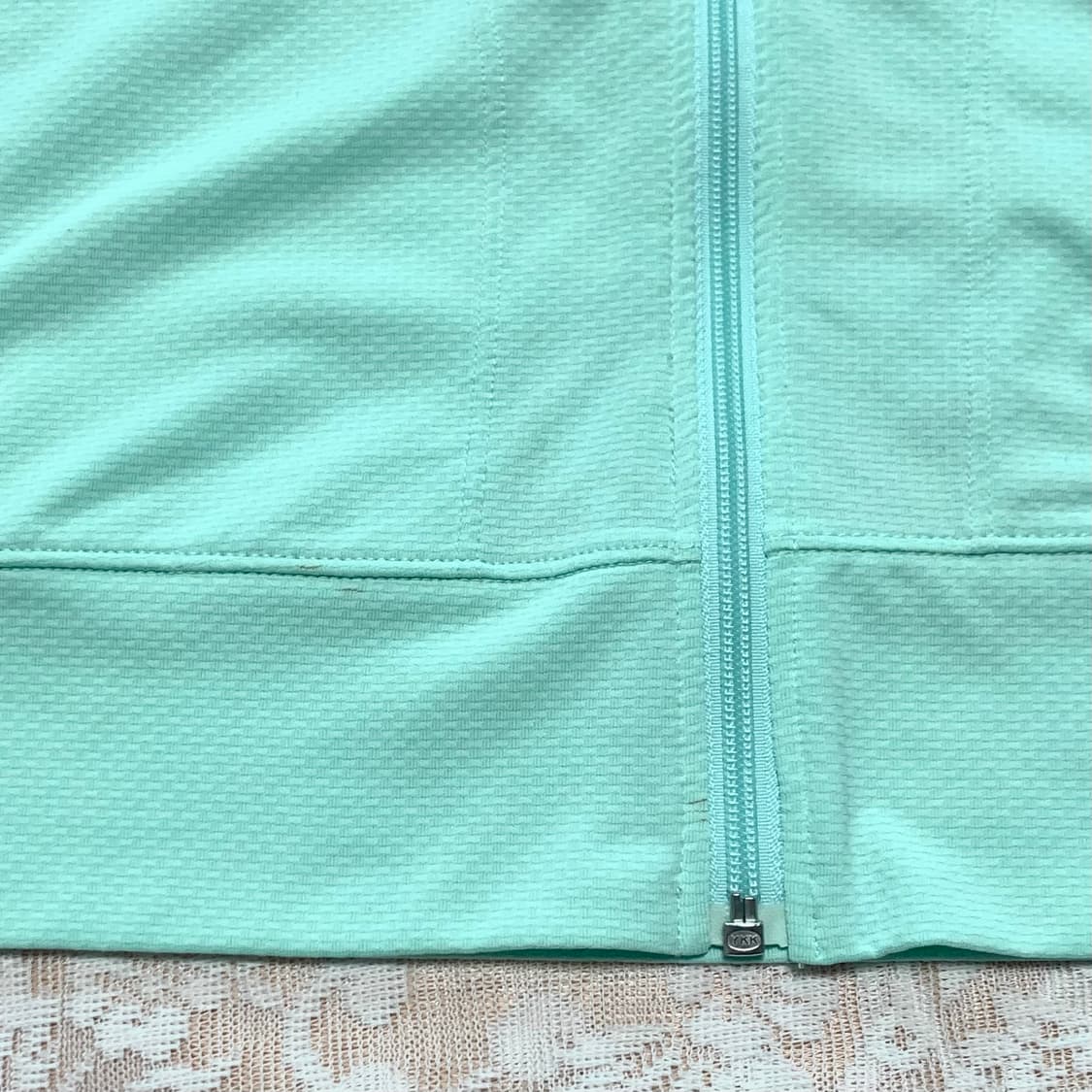 Uniqlo mint hooded zip-up 상품이미지3