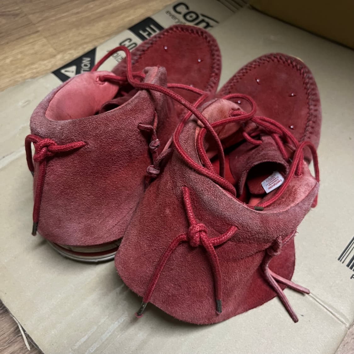 비즈빔 FBT Lhamo Folk Red suede 상품이미지2
