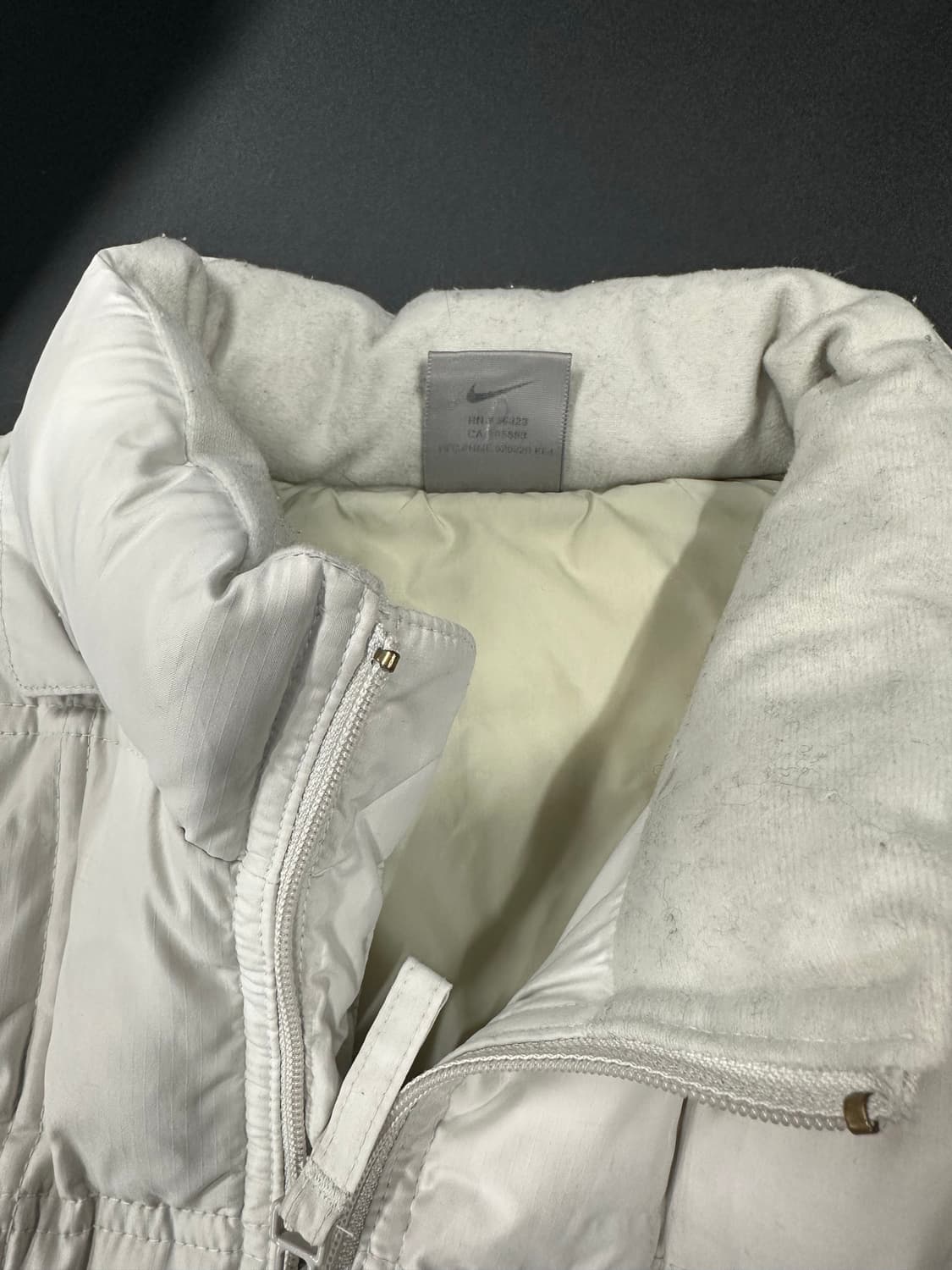 나이키 화이트 퀄팅 패딩 자켓 상품이미지5