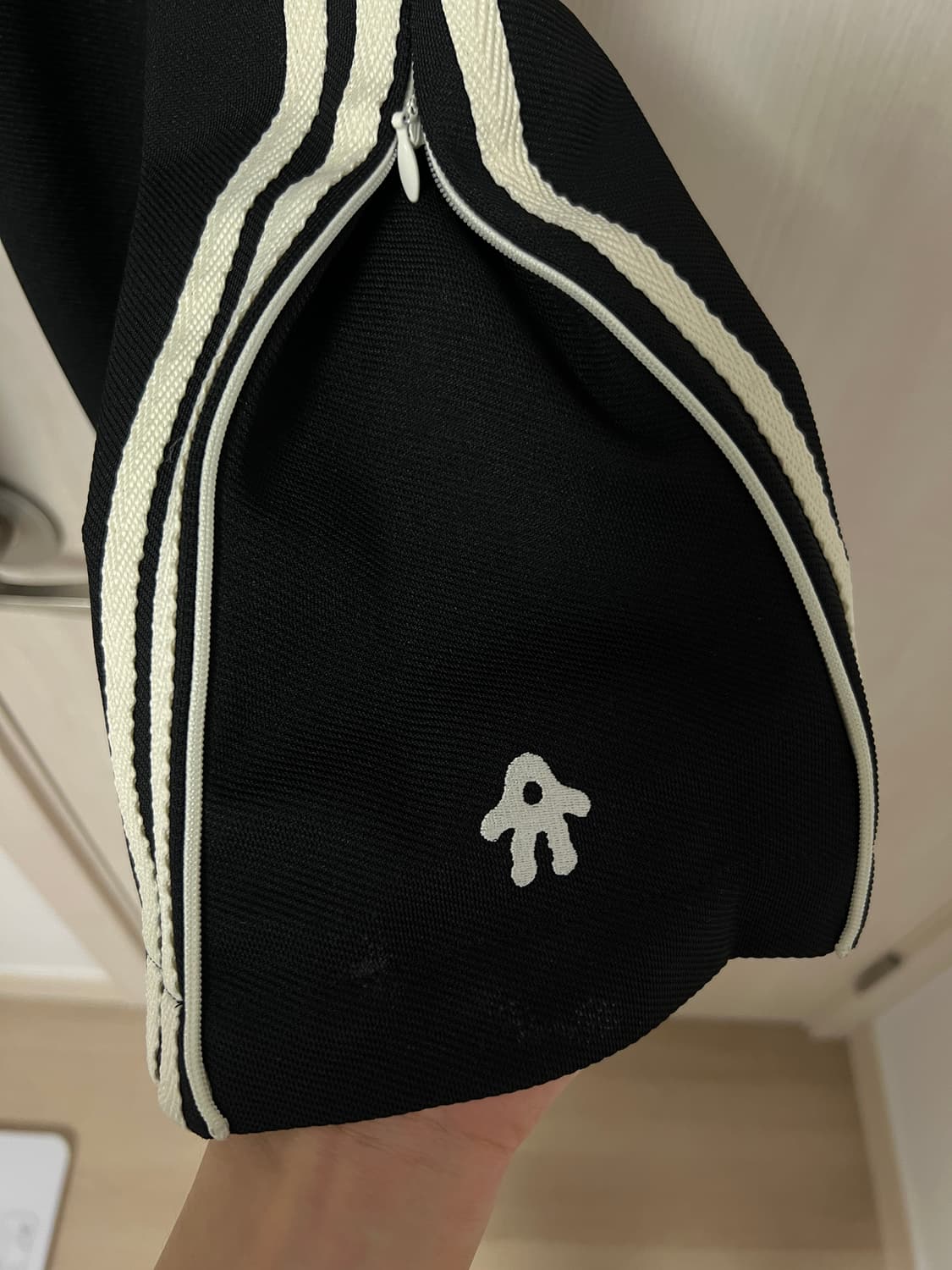 [S] 아바바브 아디다스 트랙 팬츠 상품이미지4