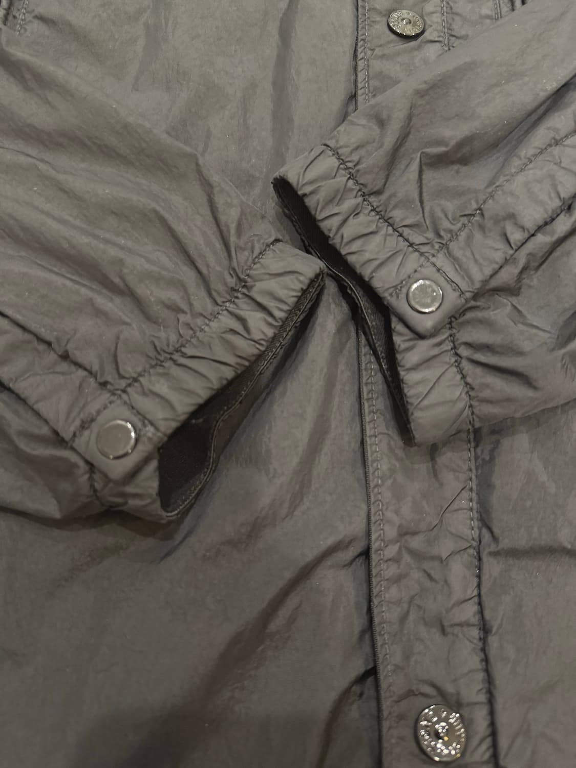 스톤아일랜드 크링클렙스 오버 셔츠 상품이미지4