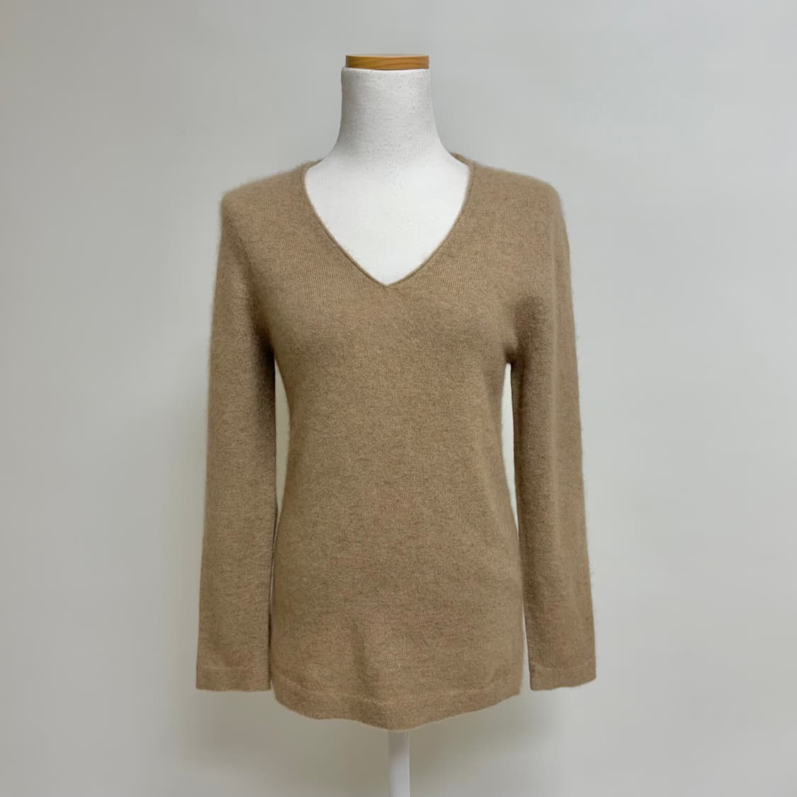 [캐시미어 100%] 딥 브이넥 여성 니트 상품이미지1