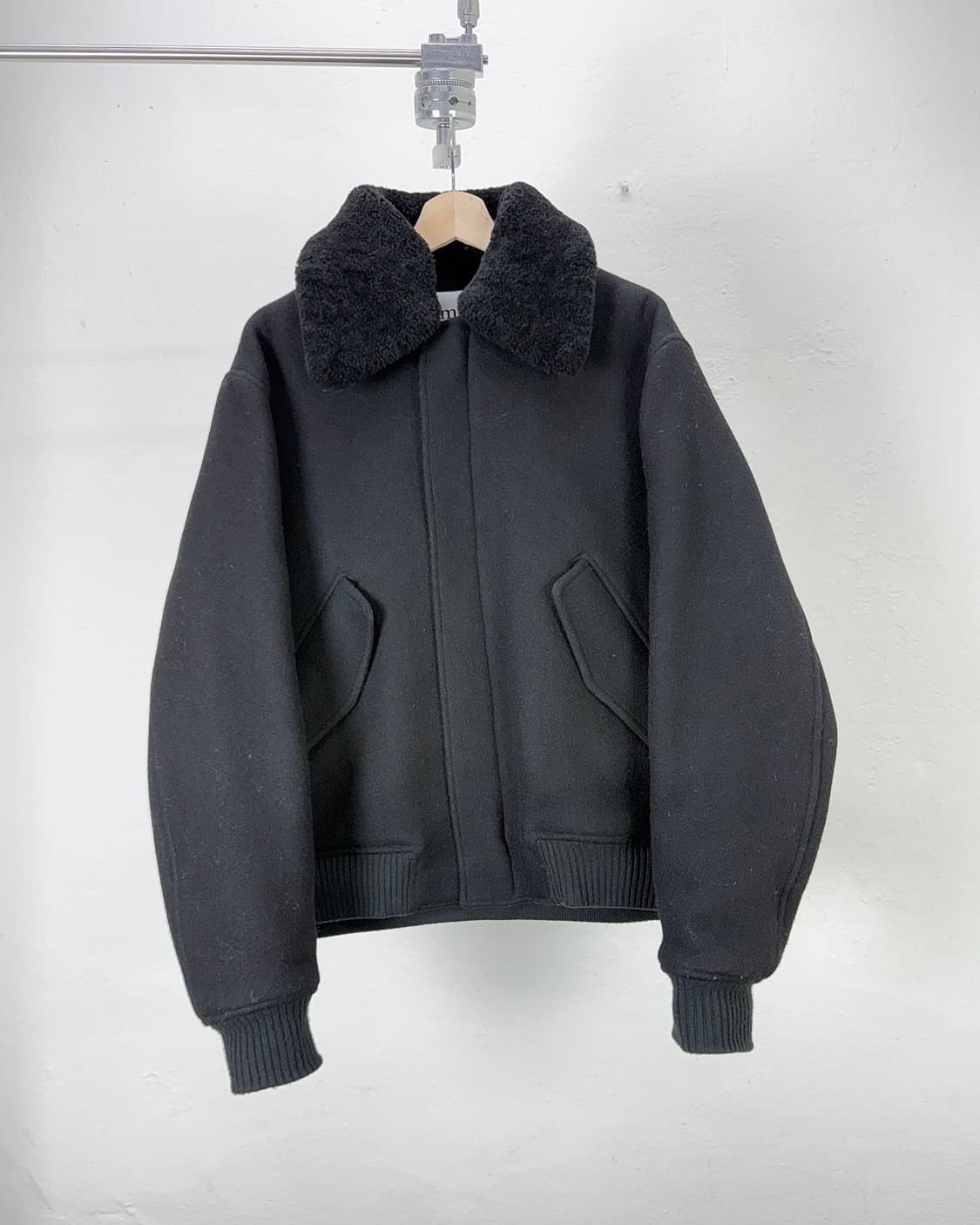 아미 시어링 칼라 봄버 자켓 블랙 상품이미지1