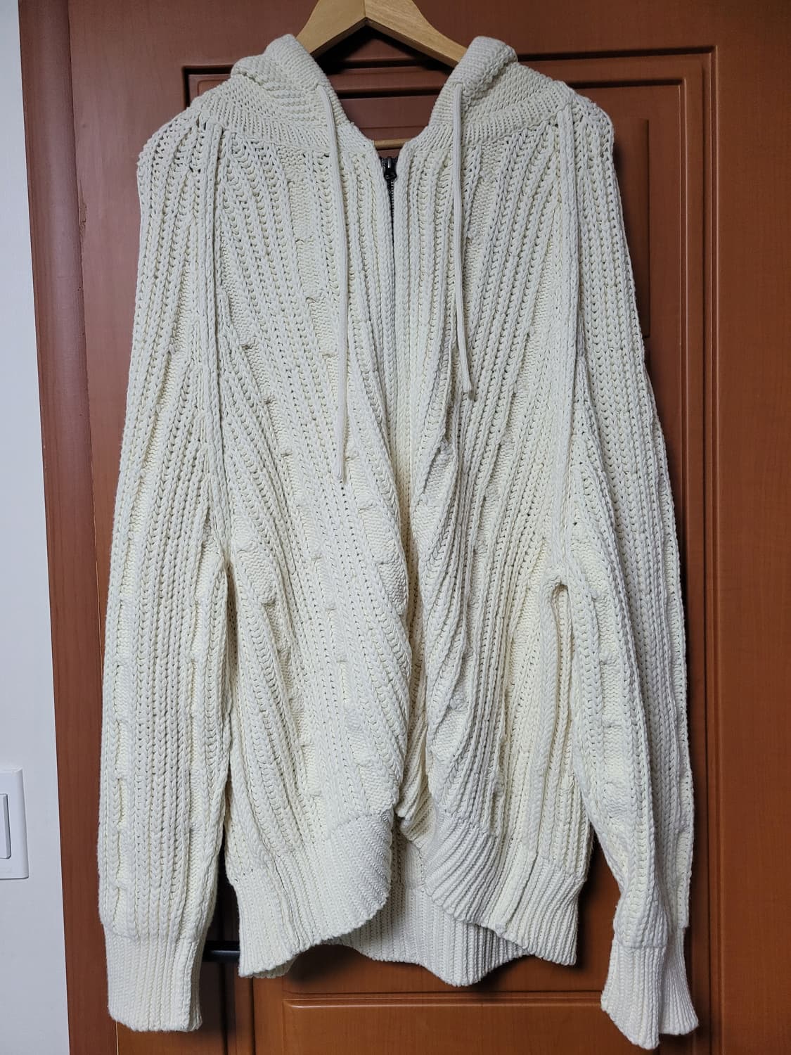 999휴머니티 니트 후드집업 아이보리 3사이즈 상품이미지2