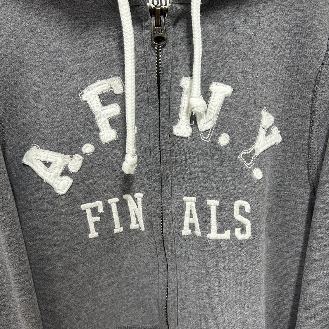 아베크롬비 y2k 디스트레스드 후드집업 그레이 상품이미지4