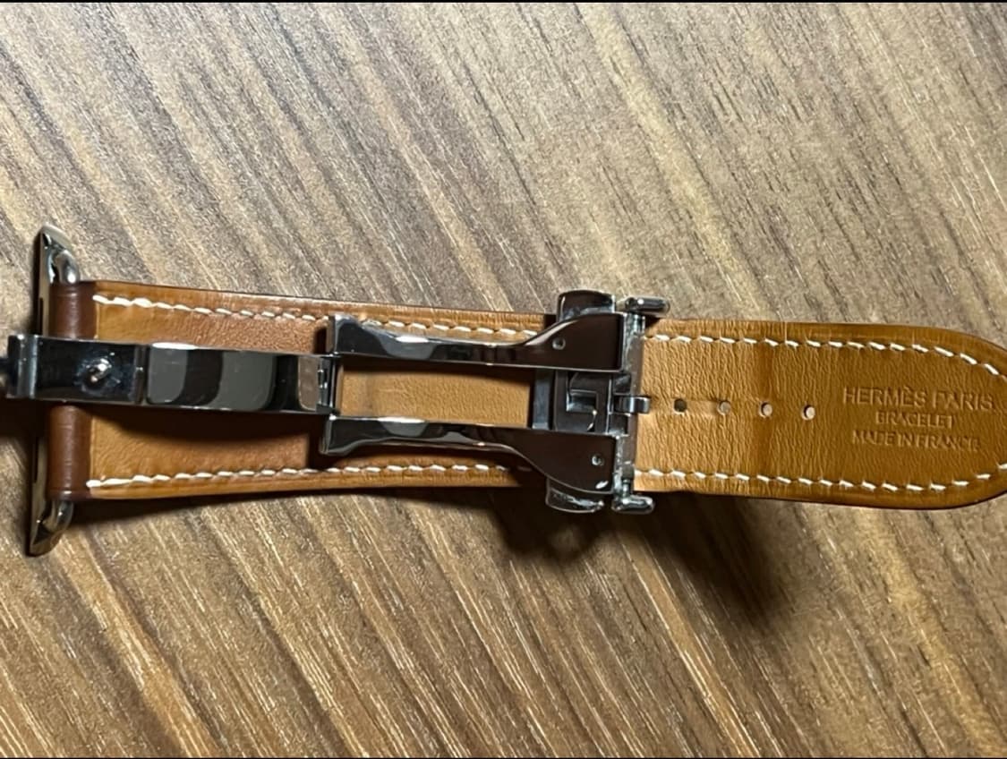 애플워치 에르메스 Series 7 45mm / 골드 가죽 스트랩 디플로이 상품이미지4