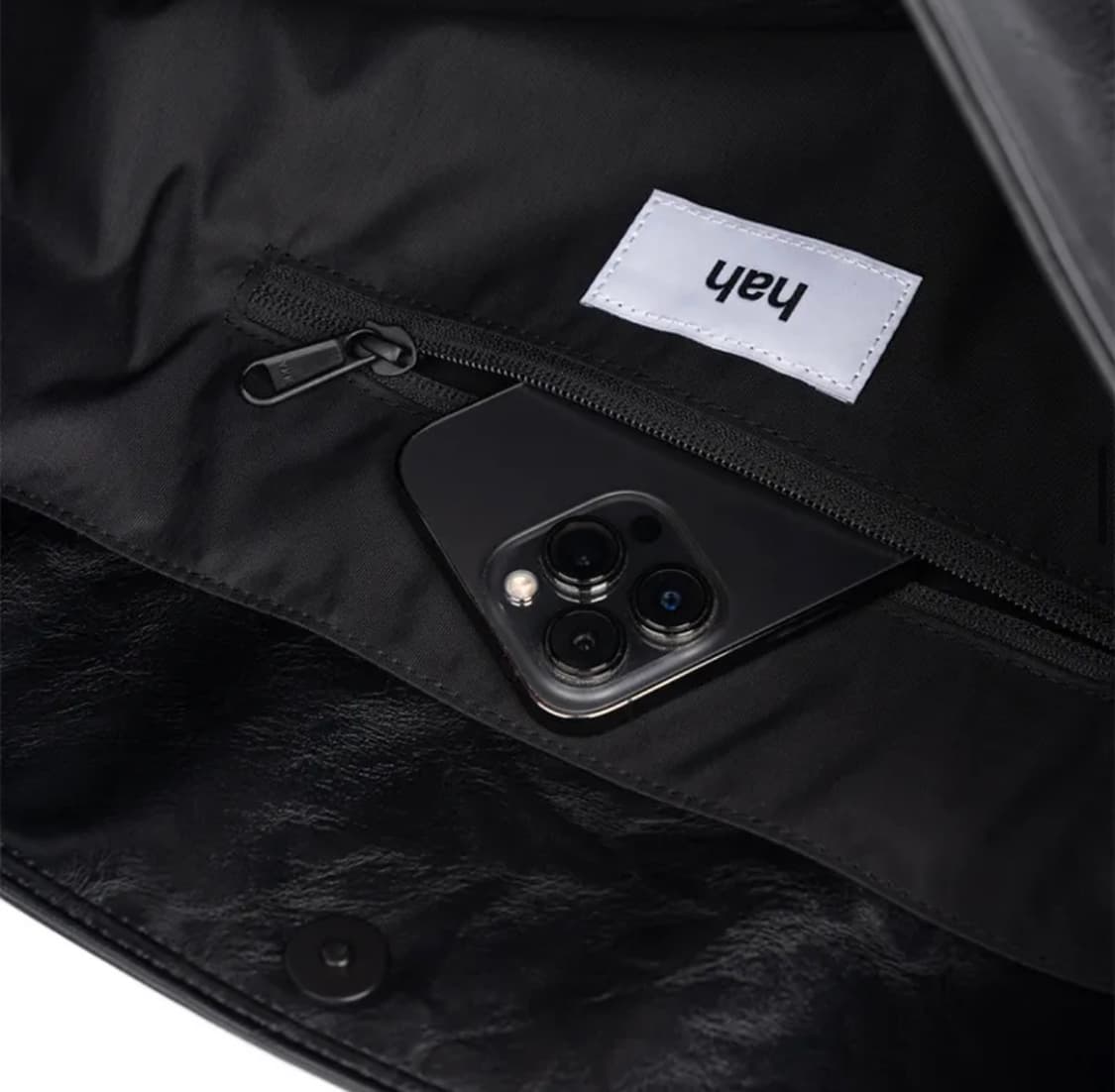 하 아카이브 컨투어 숄더백 레더 블랙 상품이미지4