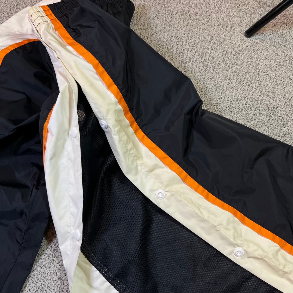 나이키 올드스쿨 베스킷볼 스냅버튼 트랙팬츠 상품이미지6