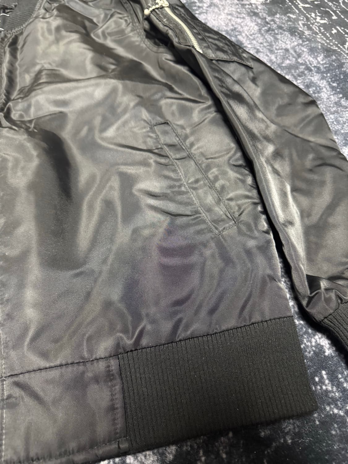 Black Bomber Jacket 상품이미지3