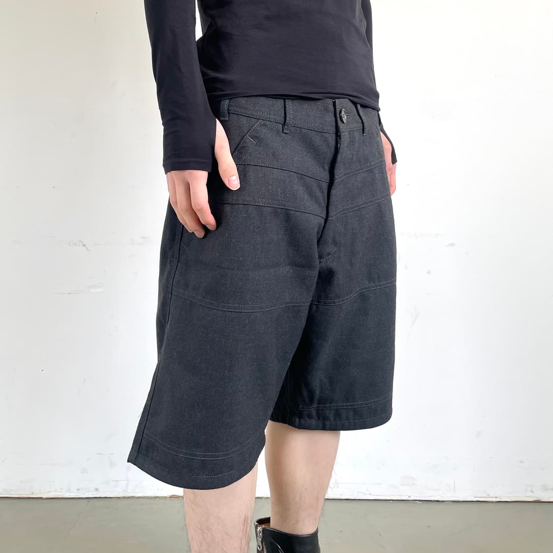 꼼데가르송 셔츠 절개 쇼츠 상품이미지1