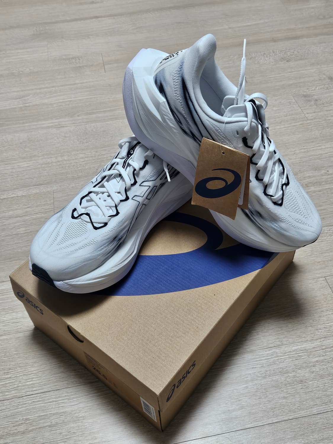 아식스 슈퍼블라스트 3 화이트 블랙 상품이미지2