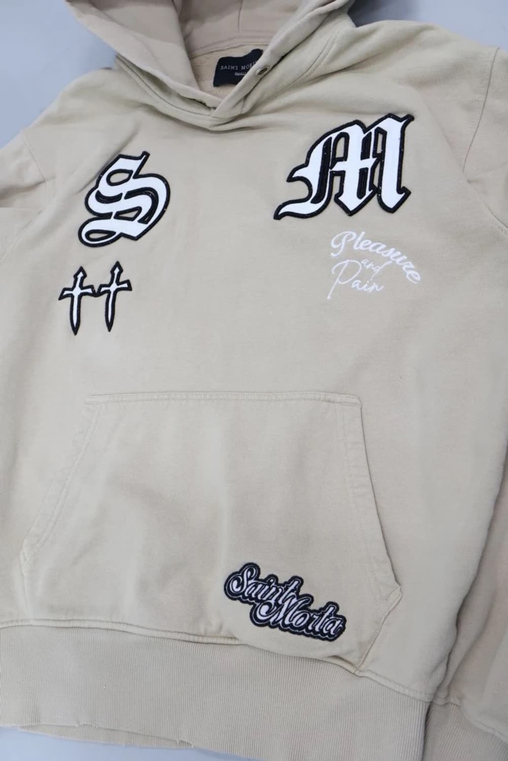 Saint Morta Skull Graphic Hoodie 상품이미지3