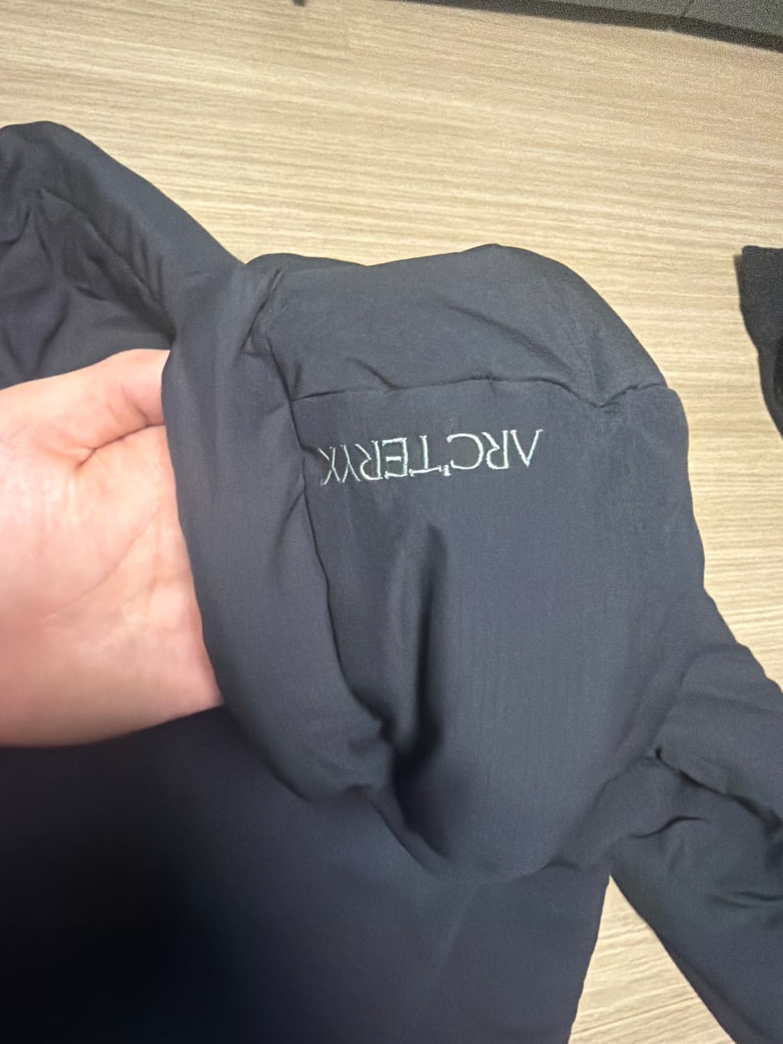 아크테릭스 아톰 헤비 웨이트 m사이즈 판매 합니다! 상품이미지6